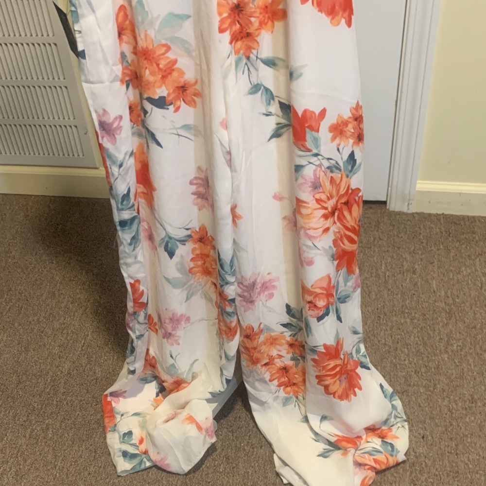 Lulu's Vibrant Floral Dress with Spaghetti Straps - Picture 6 of 8